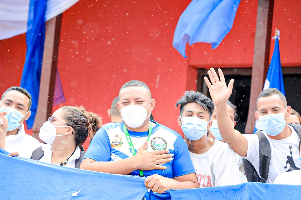Alcalde de Manto, Honduras, sobre el Presidente Bukele: "Es un Presidente humilde que escuchó a un alcalde desesperado” alcalde-de-manto-honduras-sobre-el-presidente-bukele-es-un-presidente-humilde-que-escucho-a-un-alcalde-desesperado